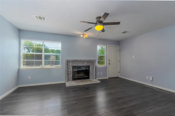 $1,500 | 1845 River Crossing Circle, Unit C, Austin, TX 78741