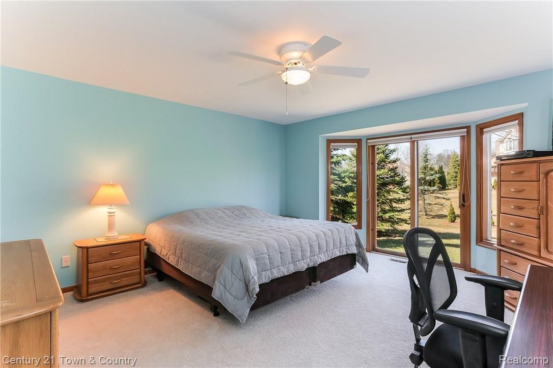961 River Mist Drive Rochester, MI 48307 - Photo 22 of 56 022-Master_Bedroom-3907889-large.jpg