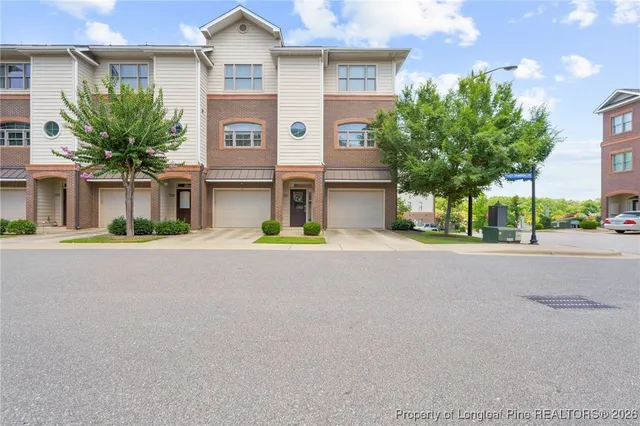 $330,900 | 285 Hugh Shelton Loop, Fayetteville, NC 28301