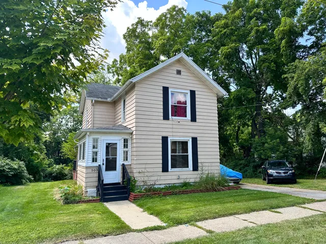 $134,900 | 503 West Trail Street, Jackson, MI 49201
