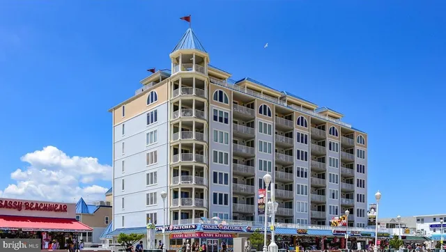 $1,150,000 | 2 Dorchester Street, Unit 405, Ocean City, MD 21842