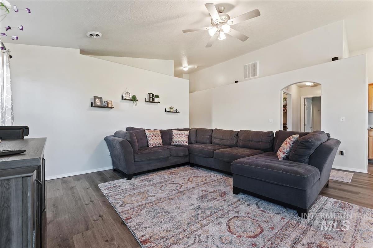 7579 West Middle Fork Street Boise, ID 83709 - Photo 6 of 39