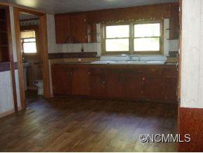 238 Keeter Road Waynesville, NC 28786 - Photo 5 of 6 an empty room with window