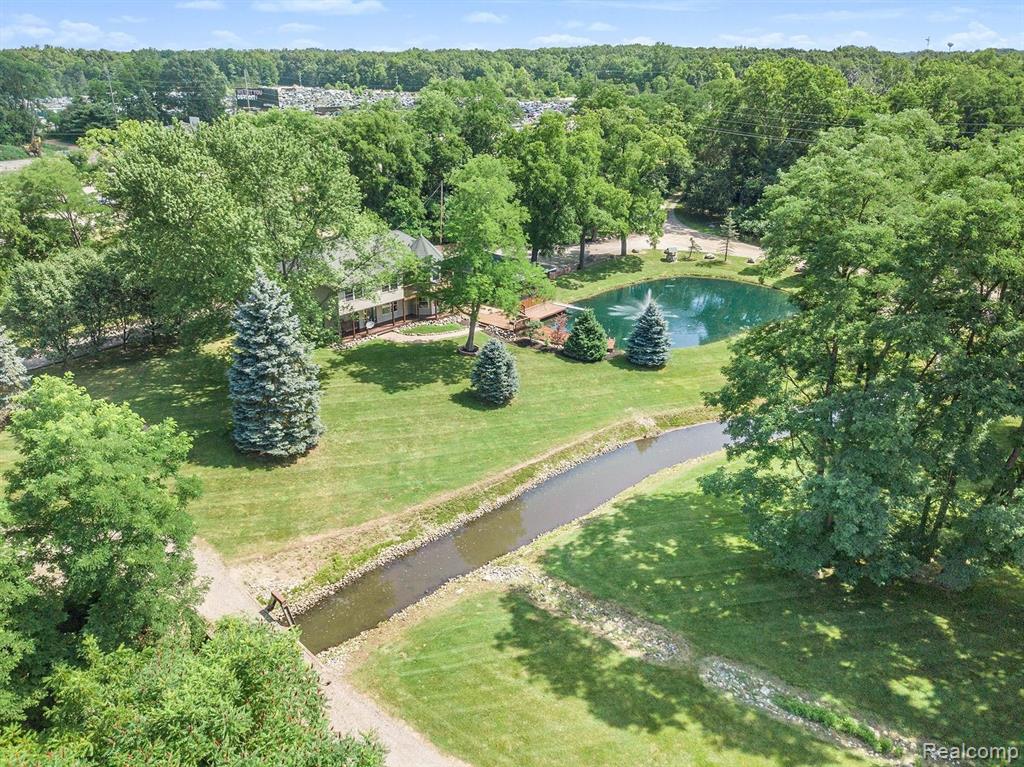 1680 Fisk Road Howell, MI 48843 - Photo 9 of 49