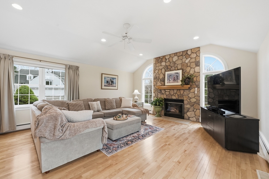 10 Haymeadow Road Boxford, MA 01921 - Photo 27 of 41