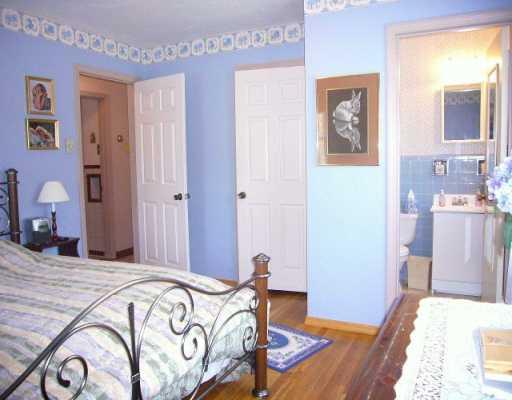 146 Adele Road Pittsburgh, PA 15237 - Photo 7 of 8 Gallery Image 7