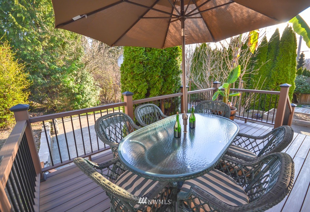 2402 211th Street Southeast Bothell, WA 98021 - Photo 9 of 20