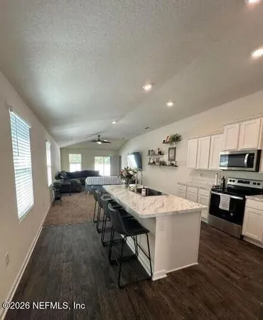 $1,950 | 5858 Calvary Drive, Jacksonville, FL 32244