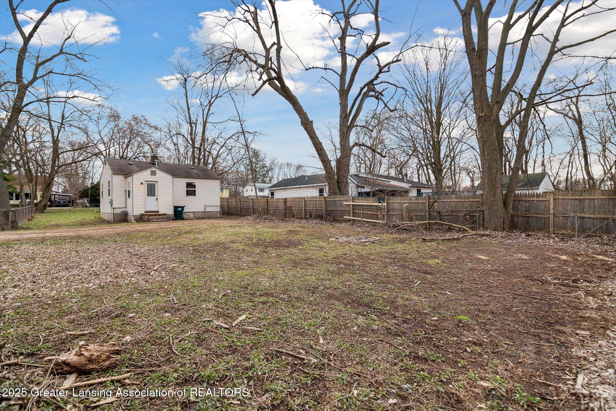 6306 Grovenburg Road Lansing, MI 48911 - Photo 28 of 31 30-6306-Grovenburg-Rd-Lansing-MI-48911-W