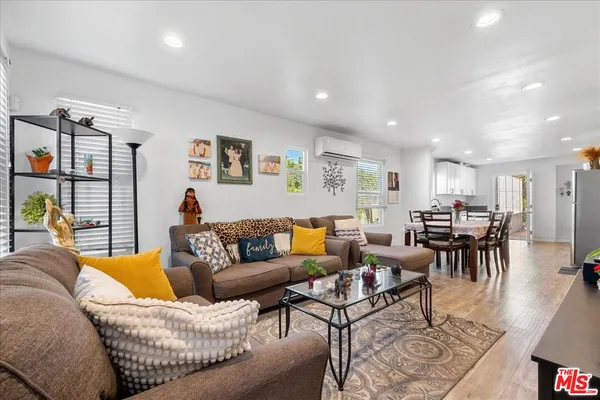 $999,999 | 6612 Madden Avenue, Los Angeles, CA 90043