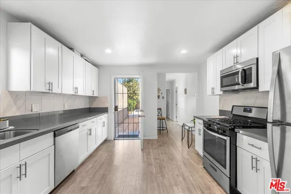 $999,999 | 6612 Madden Avenue, Los Angeles, CA 90043