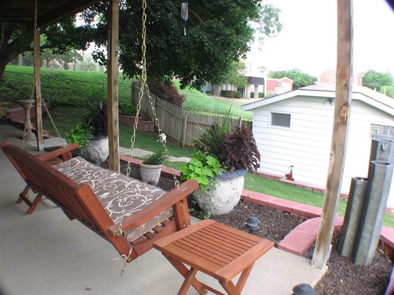2515 Cleveland Street Clinton, IA 52732 - Photo 11 of 17 Gallery Image 11