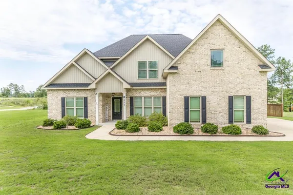 $405,000 | 241 Lannington Drive, Lizella, GA 31052