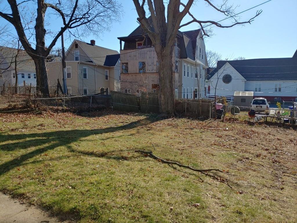 9 Beacon Street Springfield, MA 01109 - Photo 5 of 14 Gallery Image 5