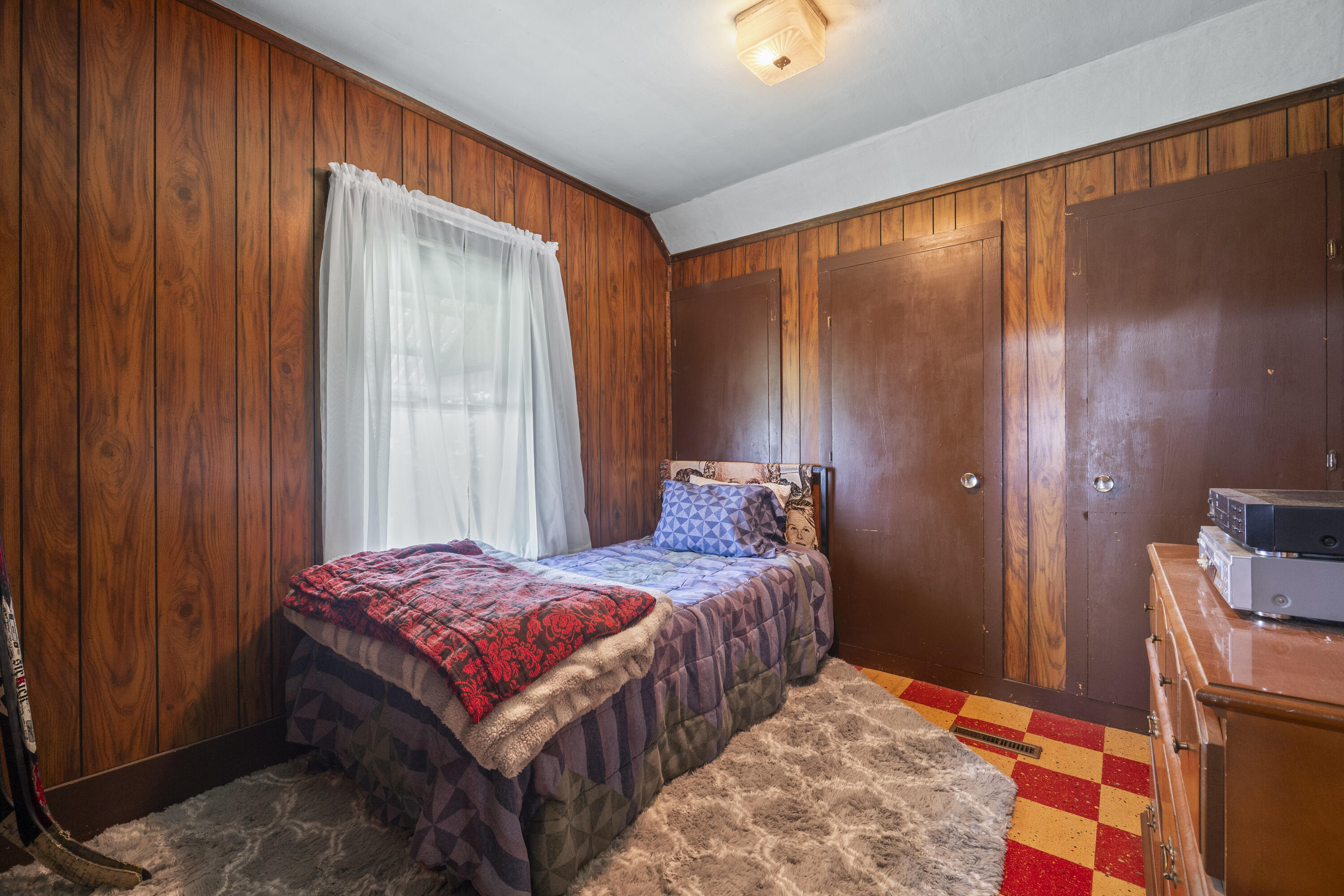 177 Oak Street, Unit R Lewiston, ME 04240 - Photo 29 of 48 Bedroom 3 2nd fl
