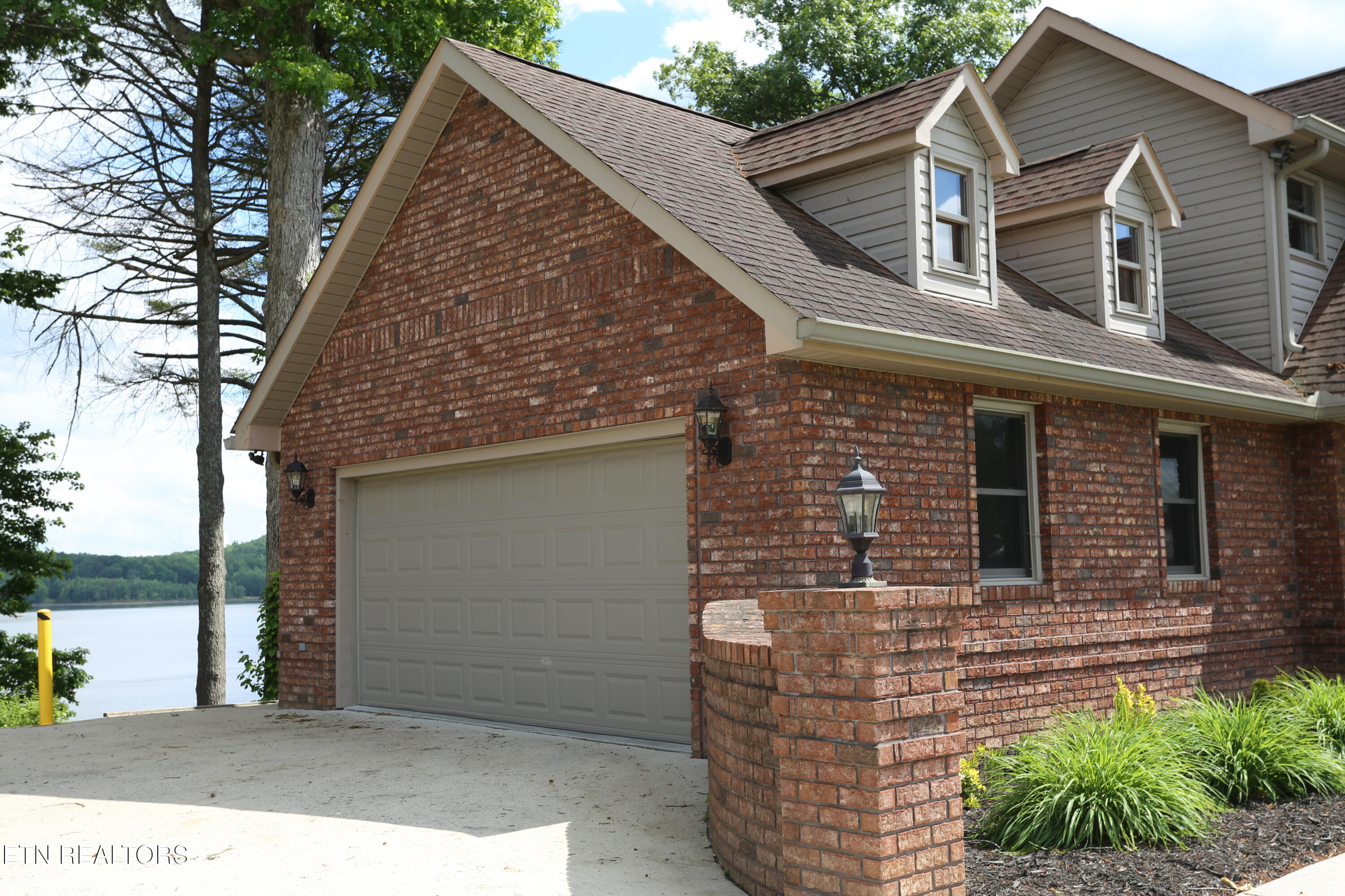 115 Dabbs Drive Spring City, TN 37381 - Photo 38 of 56 55
