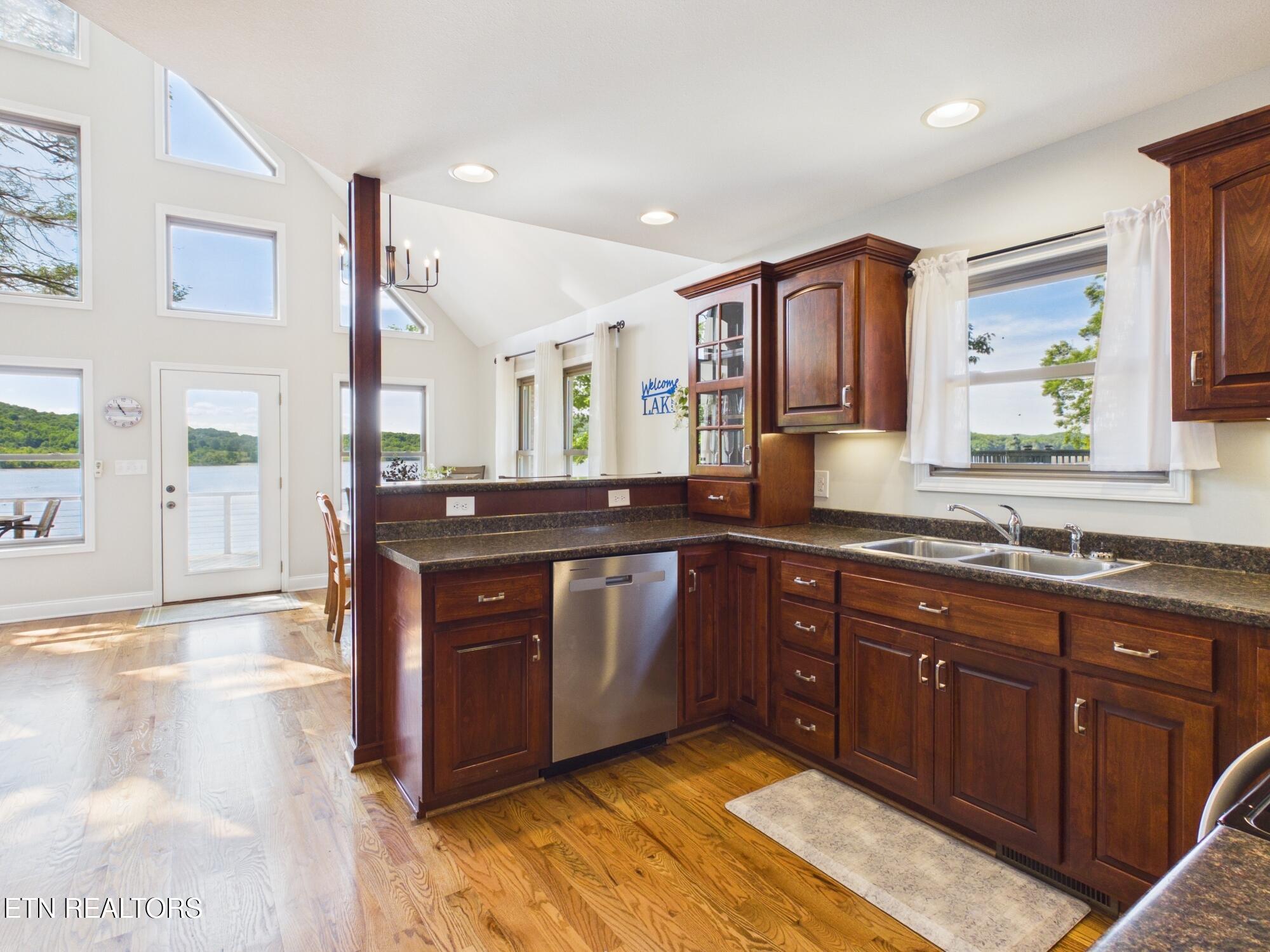 115 Dabbs Drive Spring City, TN 37381 - Photo 4 of 56 9