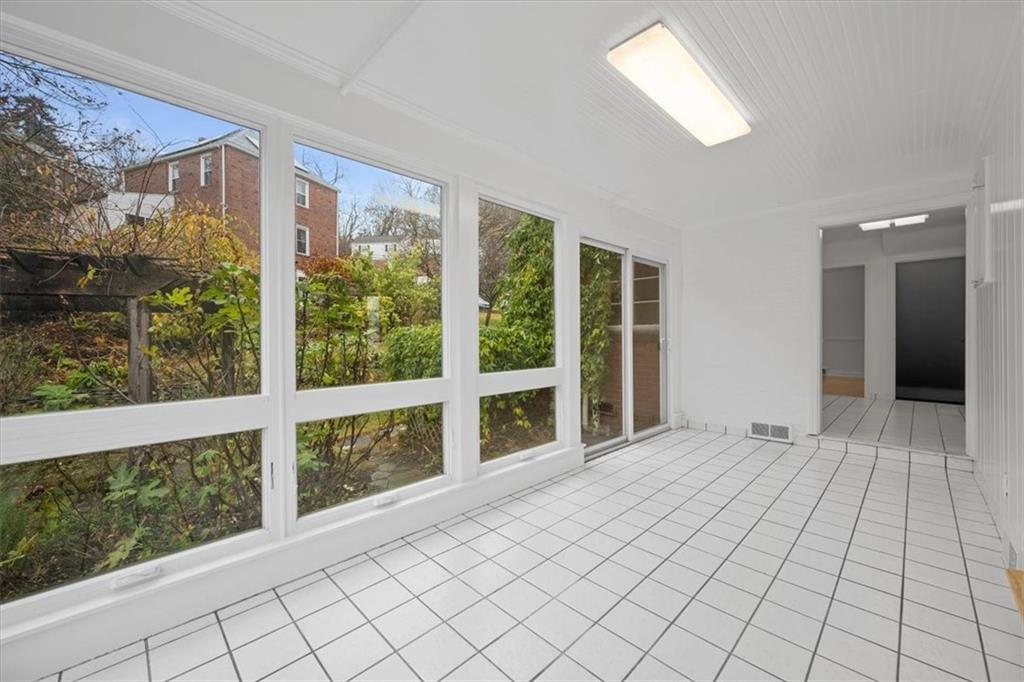 2800 Fernwald Road Pittsburgh, PA 15217 - Photo 12 of 37 a view of an empty room with windows