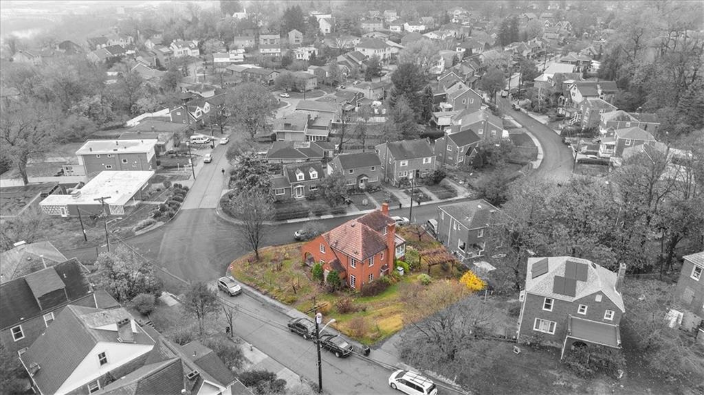2800 Fernwald Road Pittsburgh, PA 15217 - Photo 31 of 37 an aerial view of a house with a yard