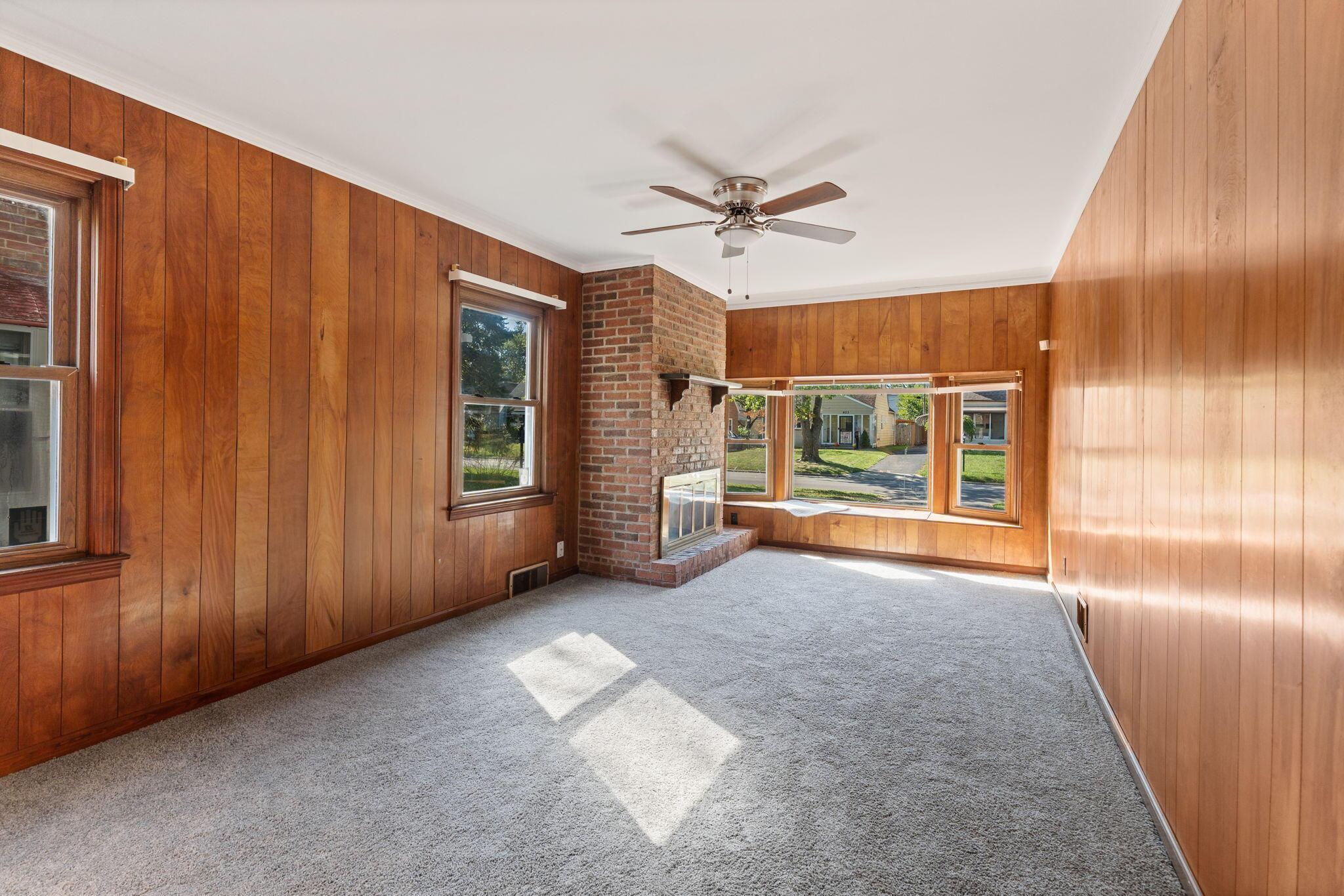920 Chestershire Road Columbus, OH 43204 - Photo 8 of 29 920 Chestershire Rd (Interior)-8