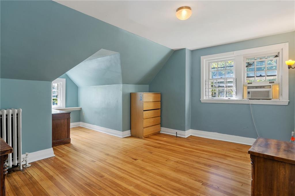 5515 Darlington Road Pittsburgh, PA 15217 - Photo 46 of 50 a view of a livingroom with wooden floor