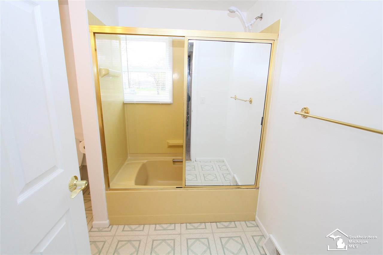 3968 Bluebush Road Monroe, MI 48162 - Photo 13 of 30