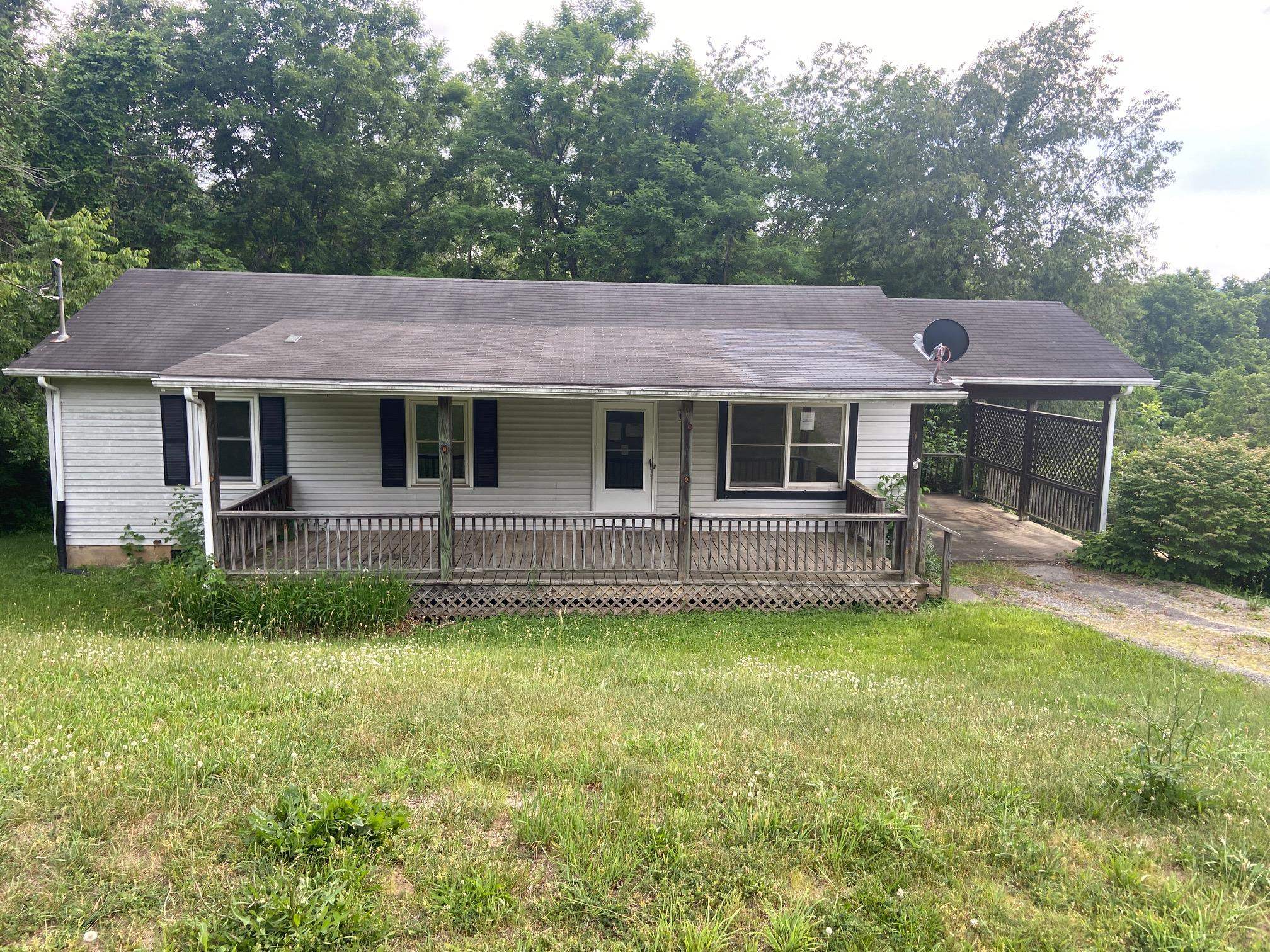 121 Mountain View Terrace Road Hot Springs, VA 24445 - Photo 1 of 13 Front View