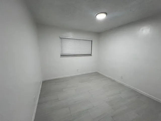 $1,895 | 1200 South Broadway, Unit 209, Lantana, FL 33462