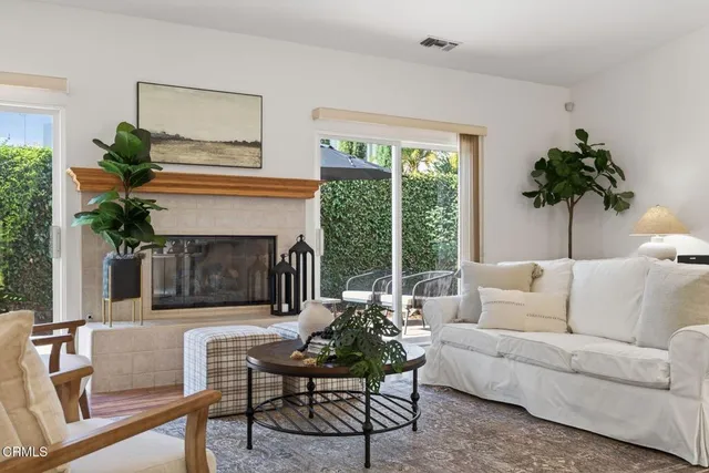 $1,395,000 | 341 Roosevelt Avenue, Ventura, CA 93003