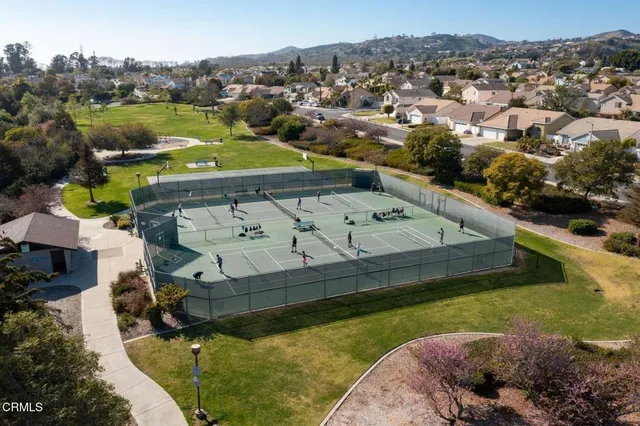 $1,395,000 | 341 Roosevelt Avenue, Ventura, CA 93003