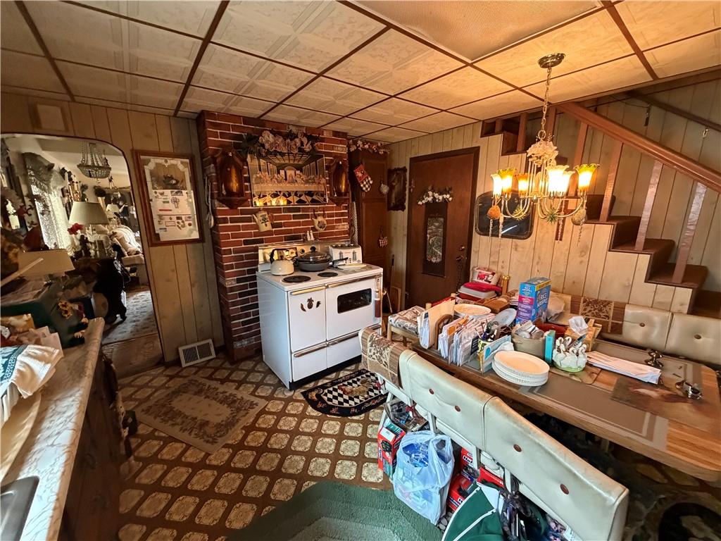 256 Leckrone-Highhouse Road McClellandtown, PA 15458 - Photo 12 of 27