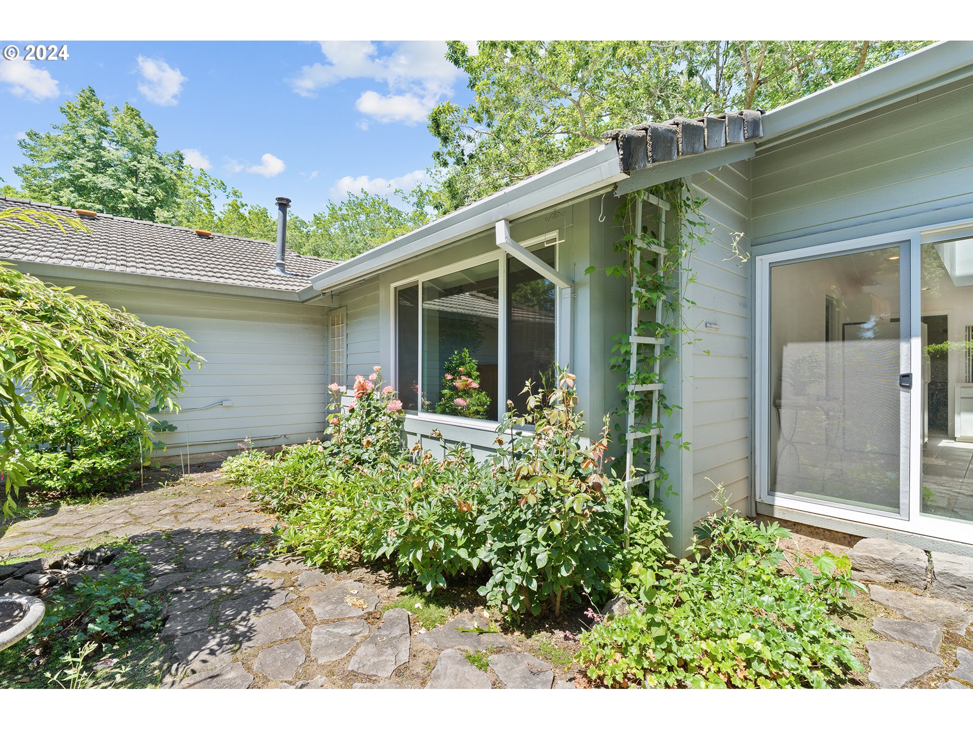 31060 Southwest Boones Bend Road Wilsonville, OR 97070 - Photo 27 of 29 Gallery Image 27