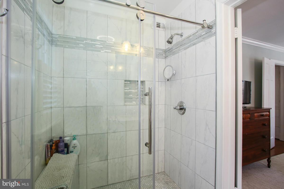3231 Rittenhouse Street Northwest Washington, DC 20015 - Photo 20 of 27 a bathroom with a shower