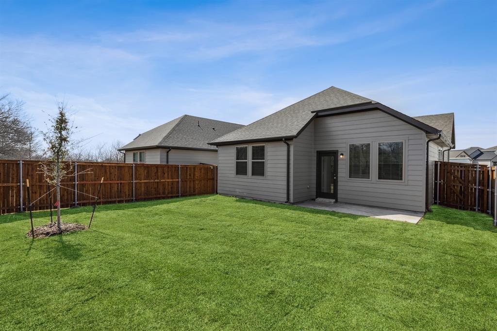 844 Sunflower Road Lavon, TX 75166 - Photo 23 of 24 Back Yard in the Birch home plan by Trophy Signature Homes – REPRESENTATIVE PHOTO