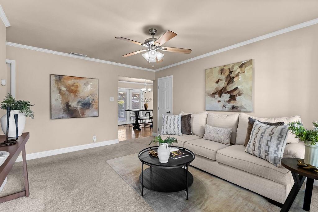 1830 Pleasant Run Road Carrollton, TX 75006 - Photo 8 of 39 Gallery Image 8