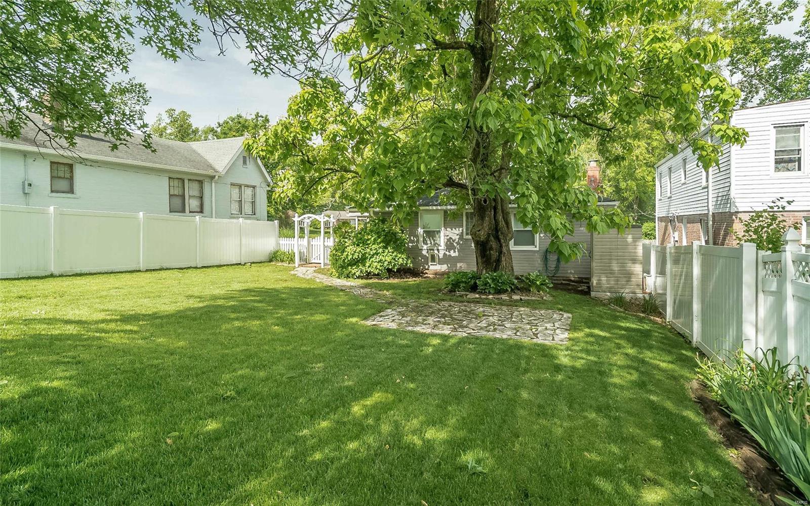 1270 North Sappington Road St. Louis, MO 63122 - Photo 29 of 32 Gallery Image 29
