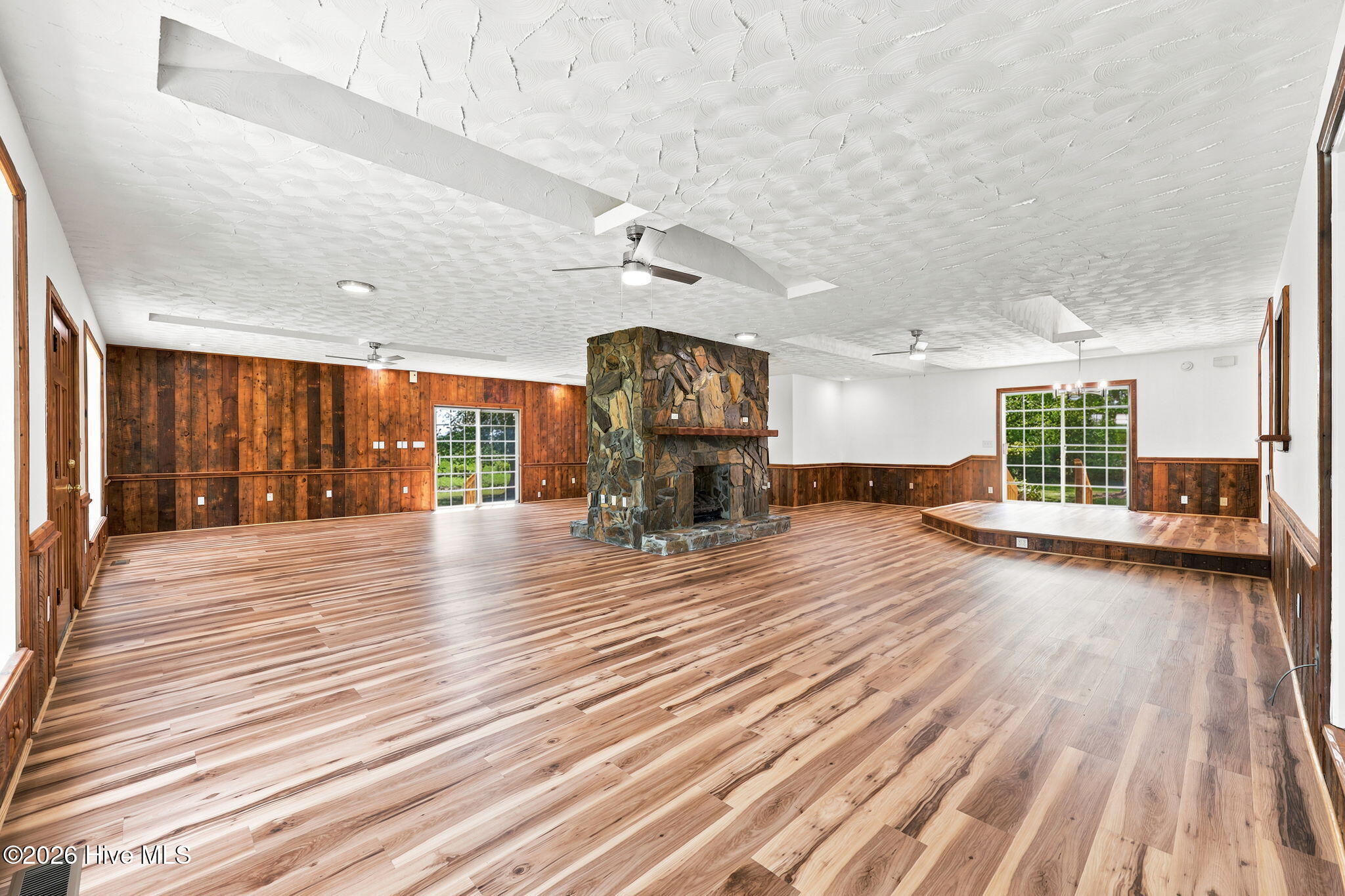6447 Gum Branch Road Jacksonville, NC 28540 - Photo 16 of 38