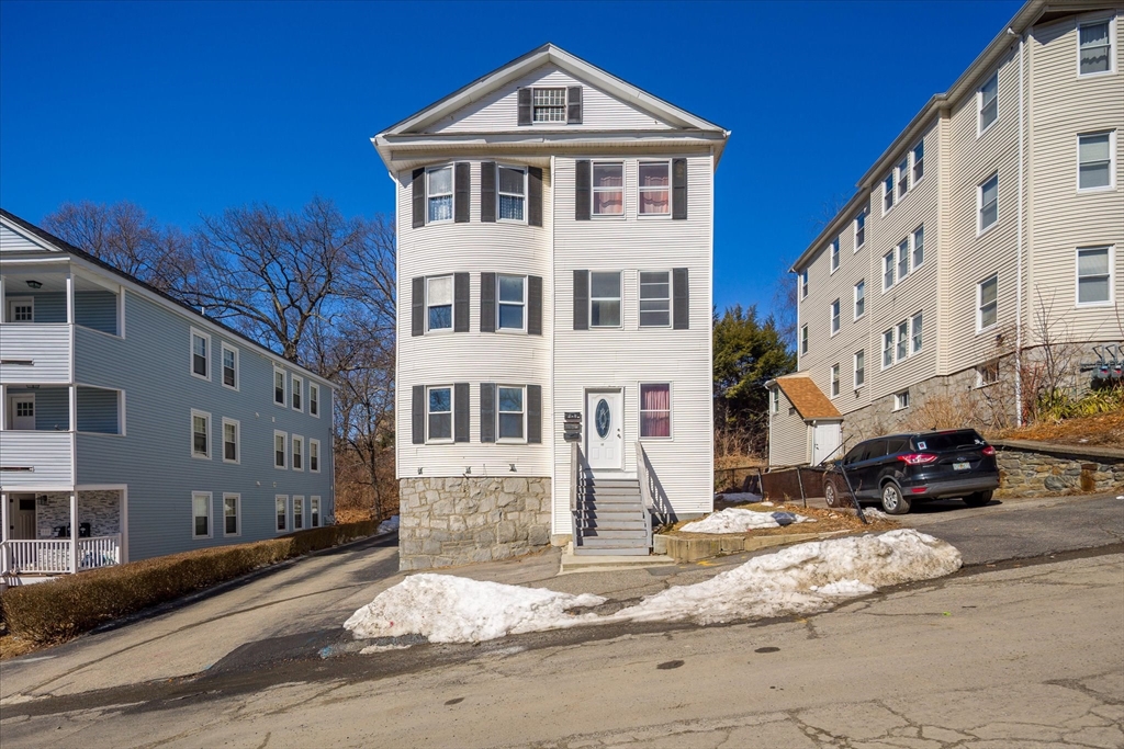 17 Fifth Avenue Worcester, MA 01607 - Photo 1 of 42 Gallery Image 1