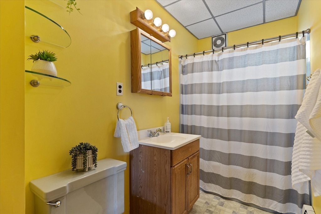 17 Fifth Avenue Worcester, MA 01607 - Photo 11 of 42 Gallery Image 11