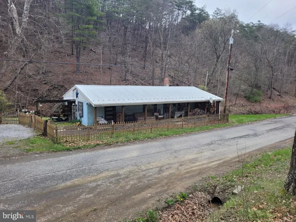 $59,000 | 1224 Dry Run Road, Burlington, WV 26710