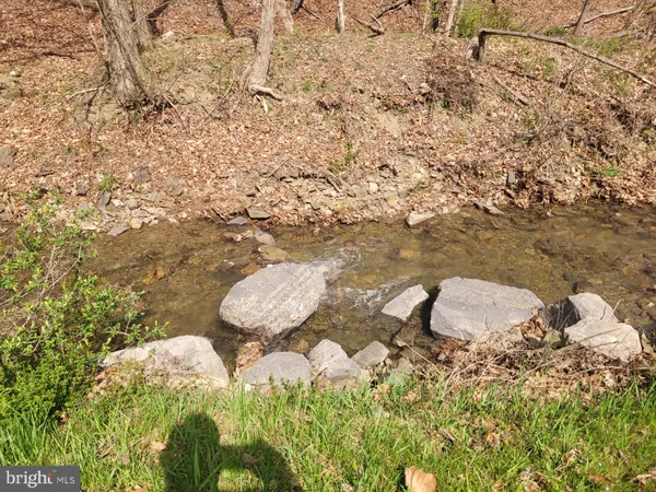 $59,000 | 1224 Dry Run Road, Burlington, WV 26710