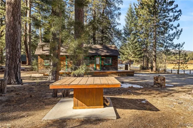 a view of a house with a outdoor space