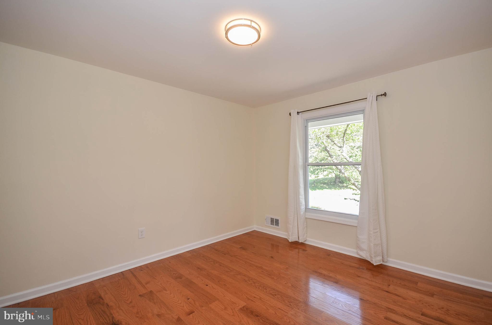 13222 Brackley Road Silver Spring, MD 20904 - Photo 21 of 41 Upper level bedroom 3