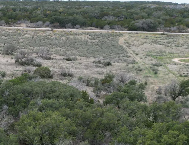 a view of an outdoor space