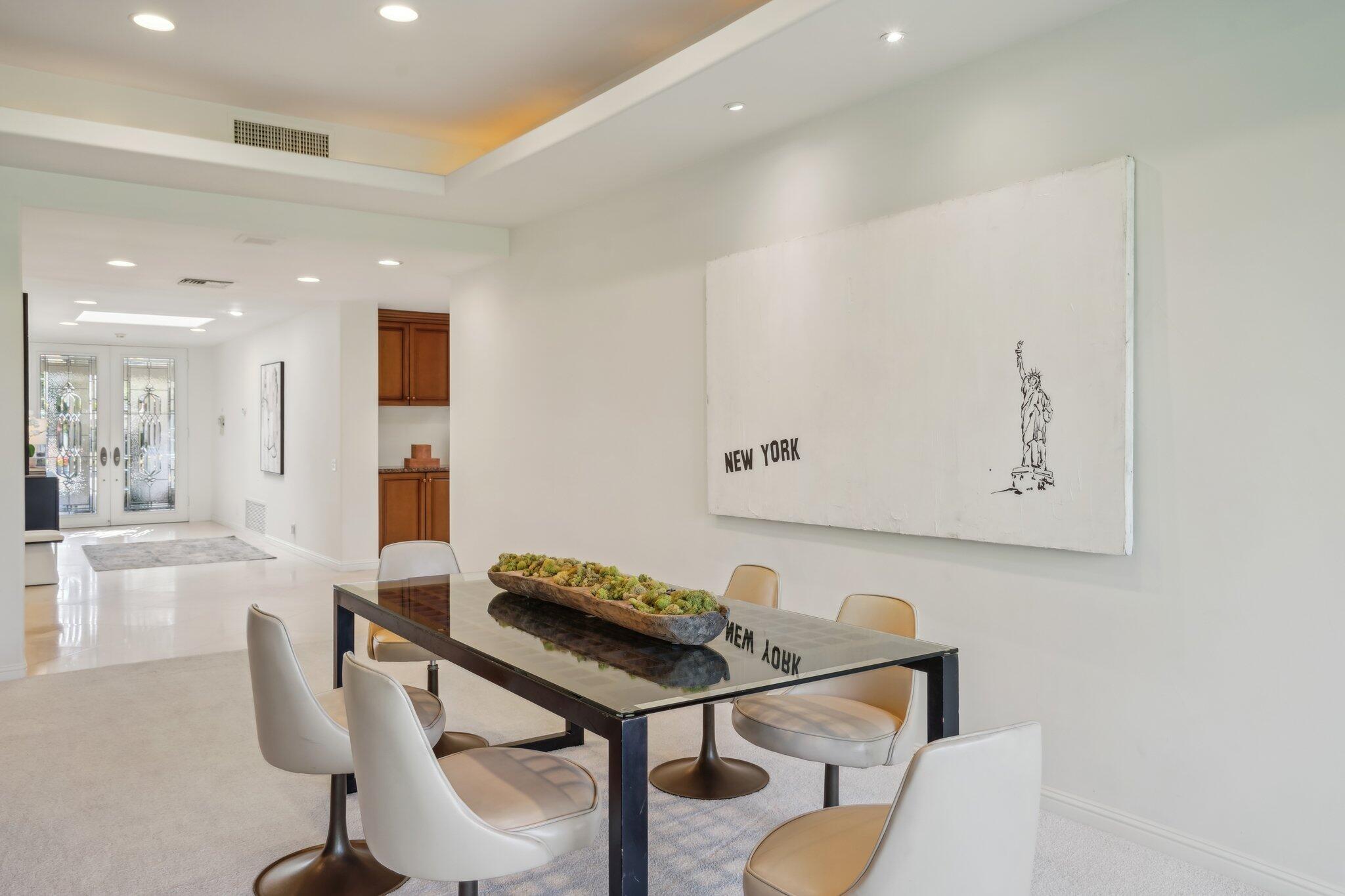 1 Exeter Court Rancho Mirage, CA 92270 - Photo 11 of 41 Dining area