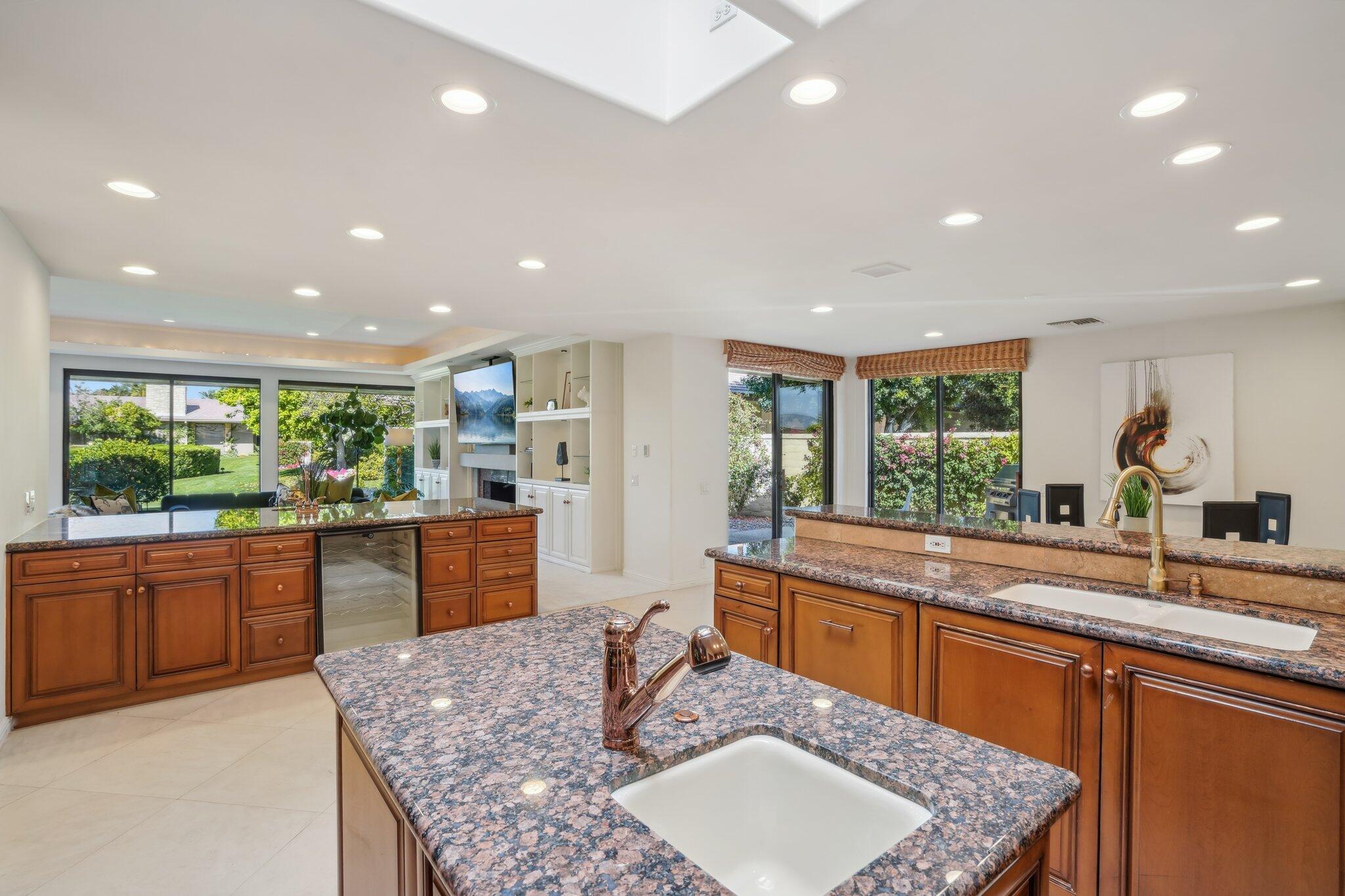 1 Exeter Court Rancho Mirage, CA 92270 - Photo 16 of 41 Large kitchen space