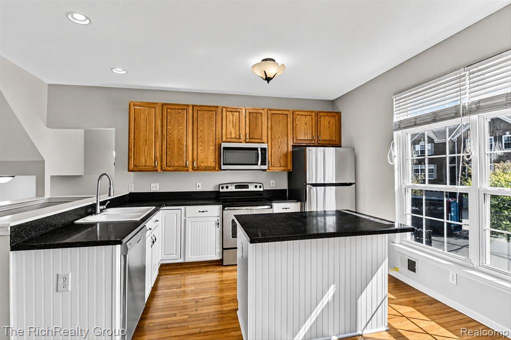 502 Cherry Orchard Road Canton, MI 48188 - Photo 15 of 55 Gallery Image 15