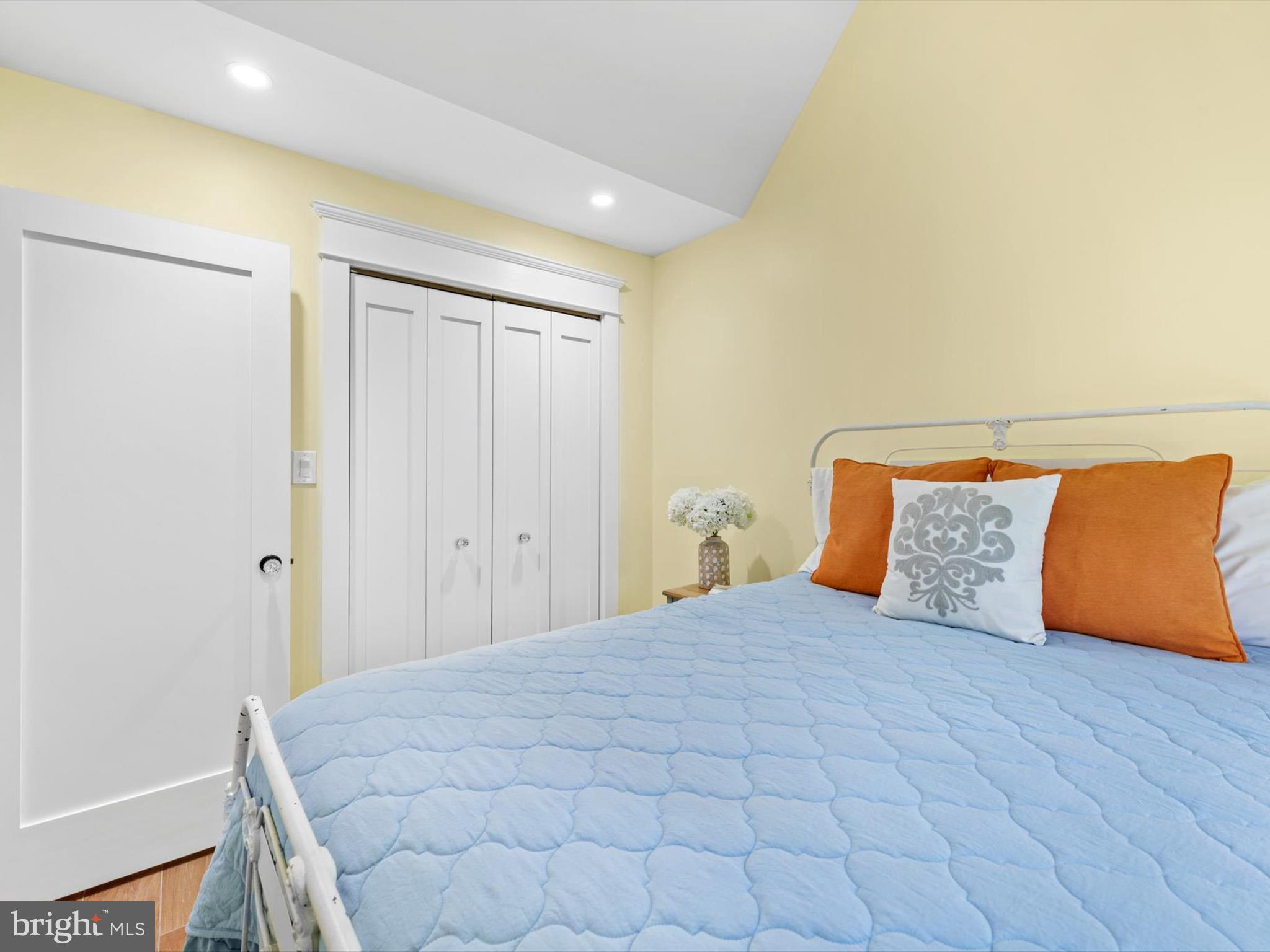 20294 State Road, Unit 8 Rehoboth Beach, DE 19971 - Photo 28 of 57 Second Bedroom
