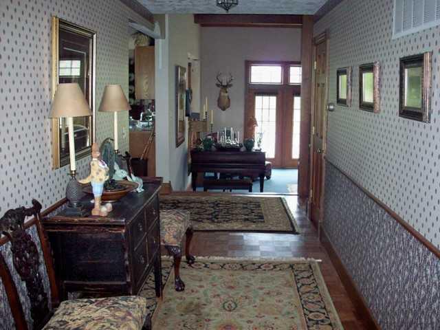 6532 West County Line Road Knightstown, IN 46148 - Photo 3 of 24 Gallery Image 3