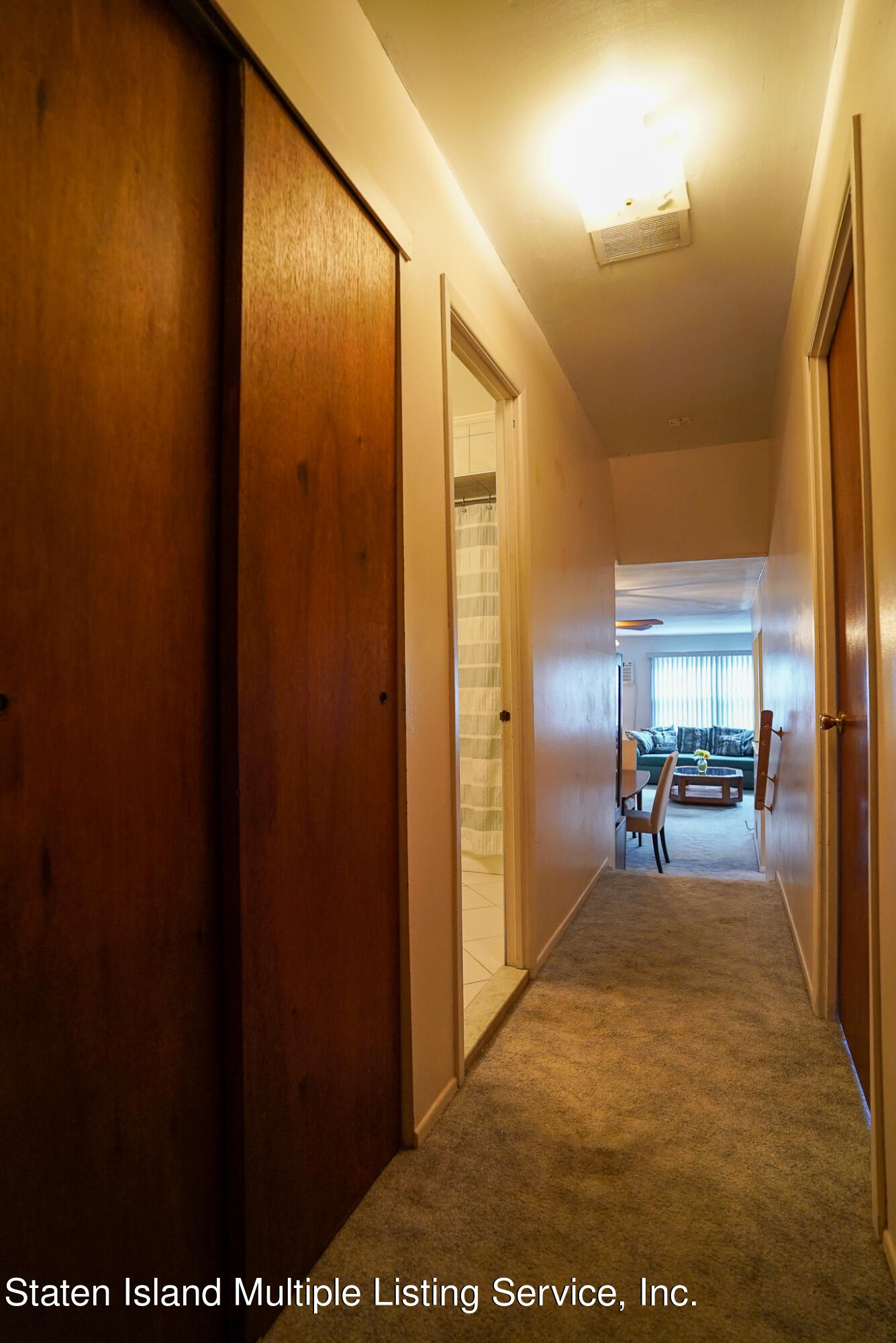 240 Woodrow Road Staten Island, NY 10312 - Photo 20 of 29 DSC02621